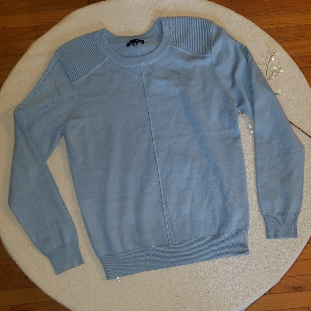 Gray Sweater with Zipper Sides